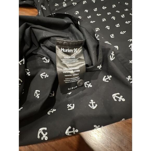 Hurley Men Shirt Small Button Front Anchors Nautical Boating Vacation - Picture 8 of 10